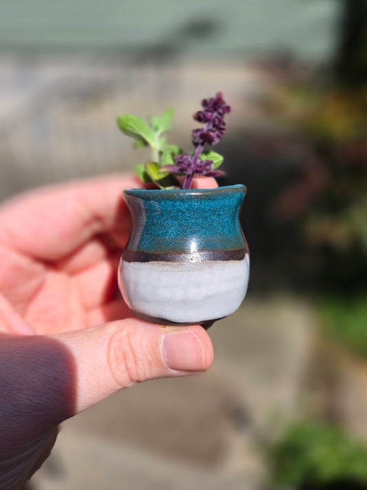 Small Fridge Vase #8